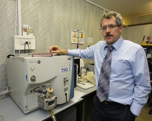 
                    Родченков помогал армянским тяжелоатлетам скрывать положительные допинг-пробы                