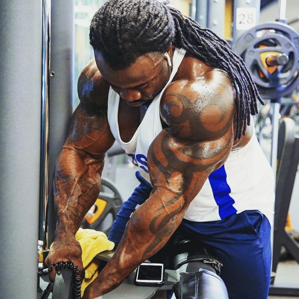 Уильям Бонак готовится к Olympia 2018 Fitness Performance Weekend